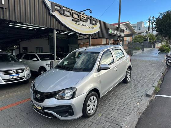 TOYOTA ETIOS 1.3 X 16V FLEX 4P MANUAL